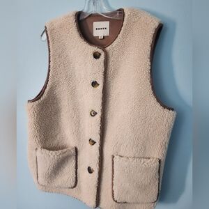 Boden Clerkenwell Borg Button Vest